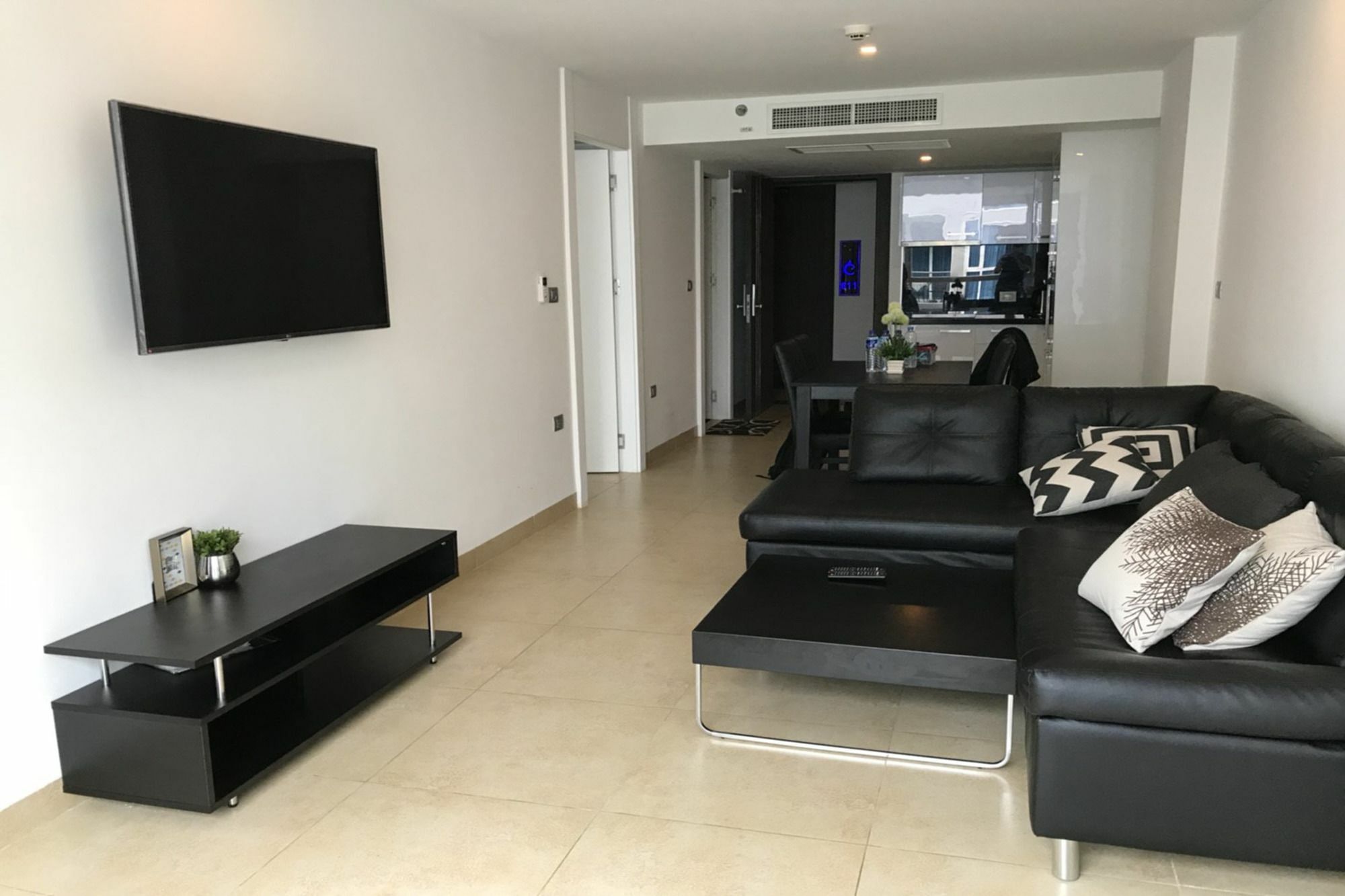 Uplus Avenue Residence Pattaya Exterior foto